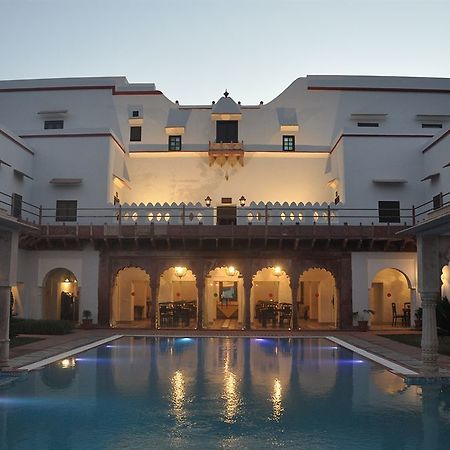 Chandra Mahal Haveli Luharu Exterior photo