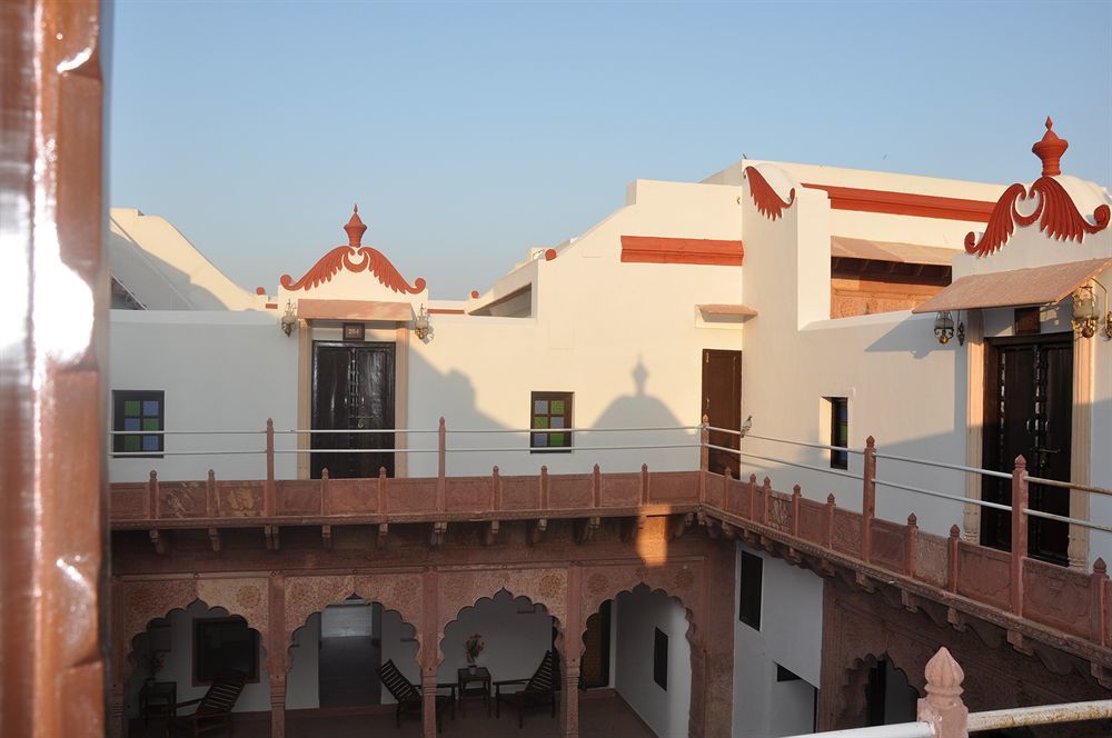 Chandra Mahal Haveli Luharu Exterior photo